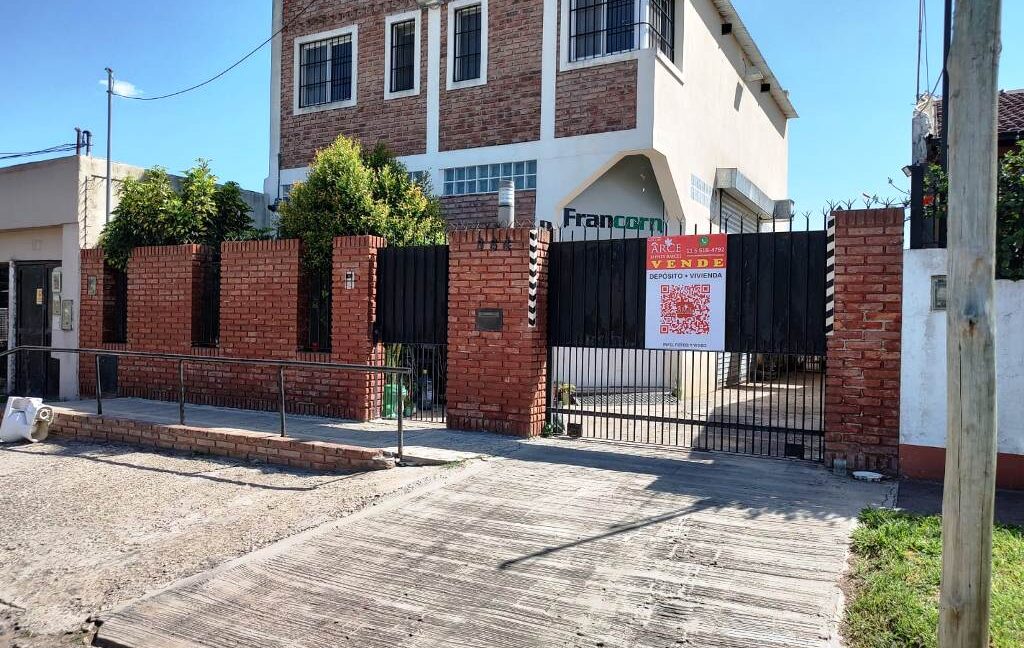 LaMadrid884_01b1