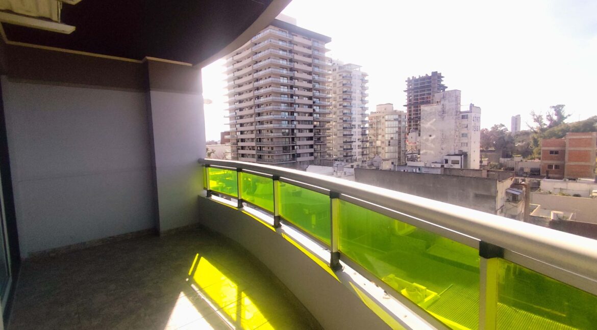 BenitoLynch_2665_10b